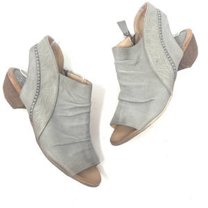 Miz Mooz Chase Studded Sandals Gray Size 40 Wide US 9-9.5